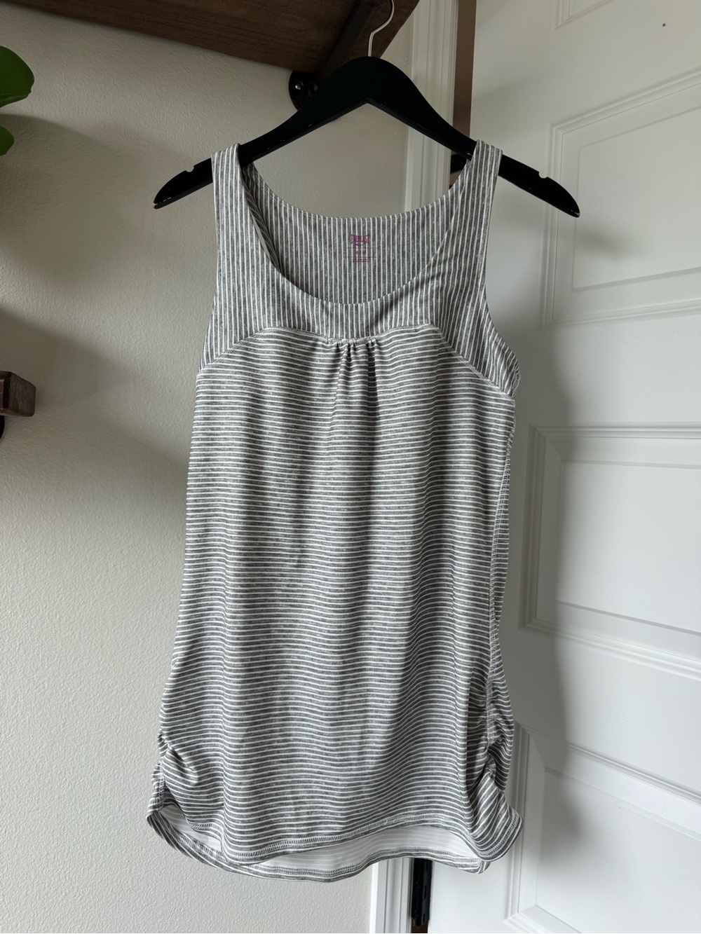Everlast Striped Scoop Neck Tank Top